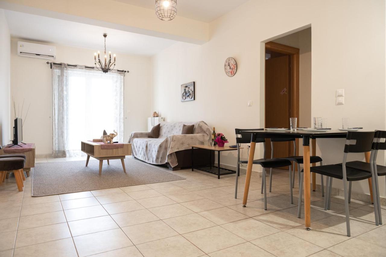 Despoina'S Lovely Apartment นาฟปลิโอ ภายนอก รูปภาพ